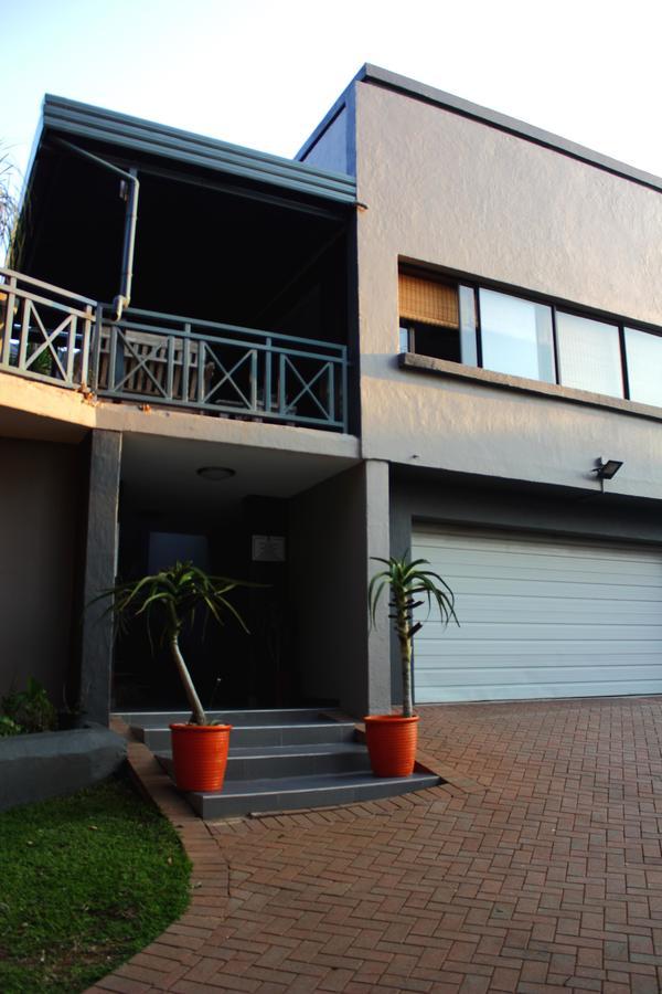Koru Guesthouse Pretoria-Noord Exterior foto